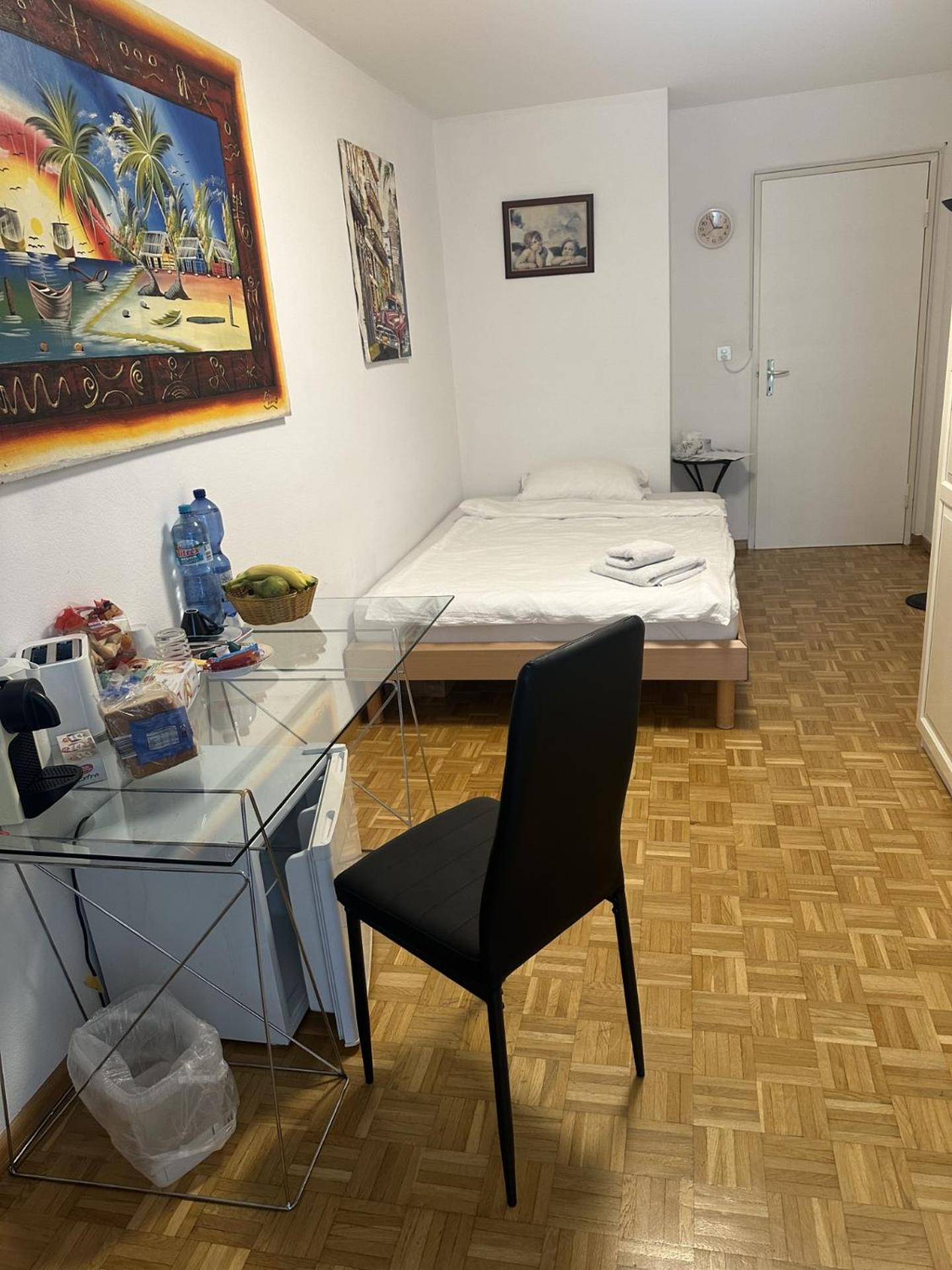 Schoenes In Der * Bâle
